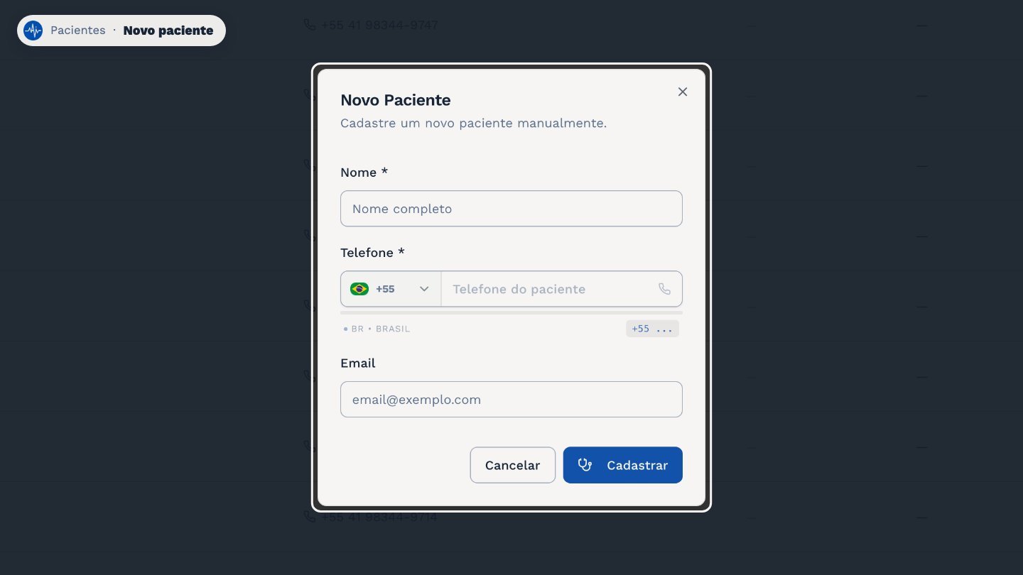 Para cadastrar um paciente na mão, informe o nome e o telefone. O e-mail é opcional.
